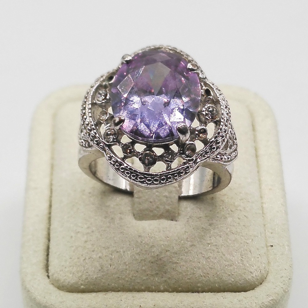Vintage Purple Oval Filigree Cocktail Ring Silver Tone Size 9.25